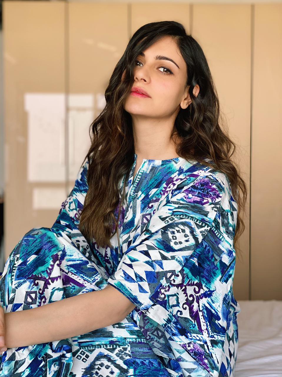 BLIZZARD MESS KAFTAN - House of Viraasi