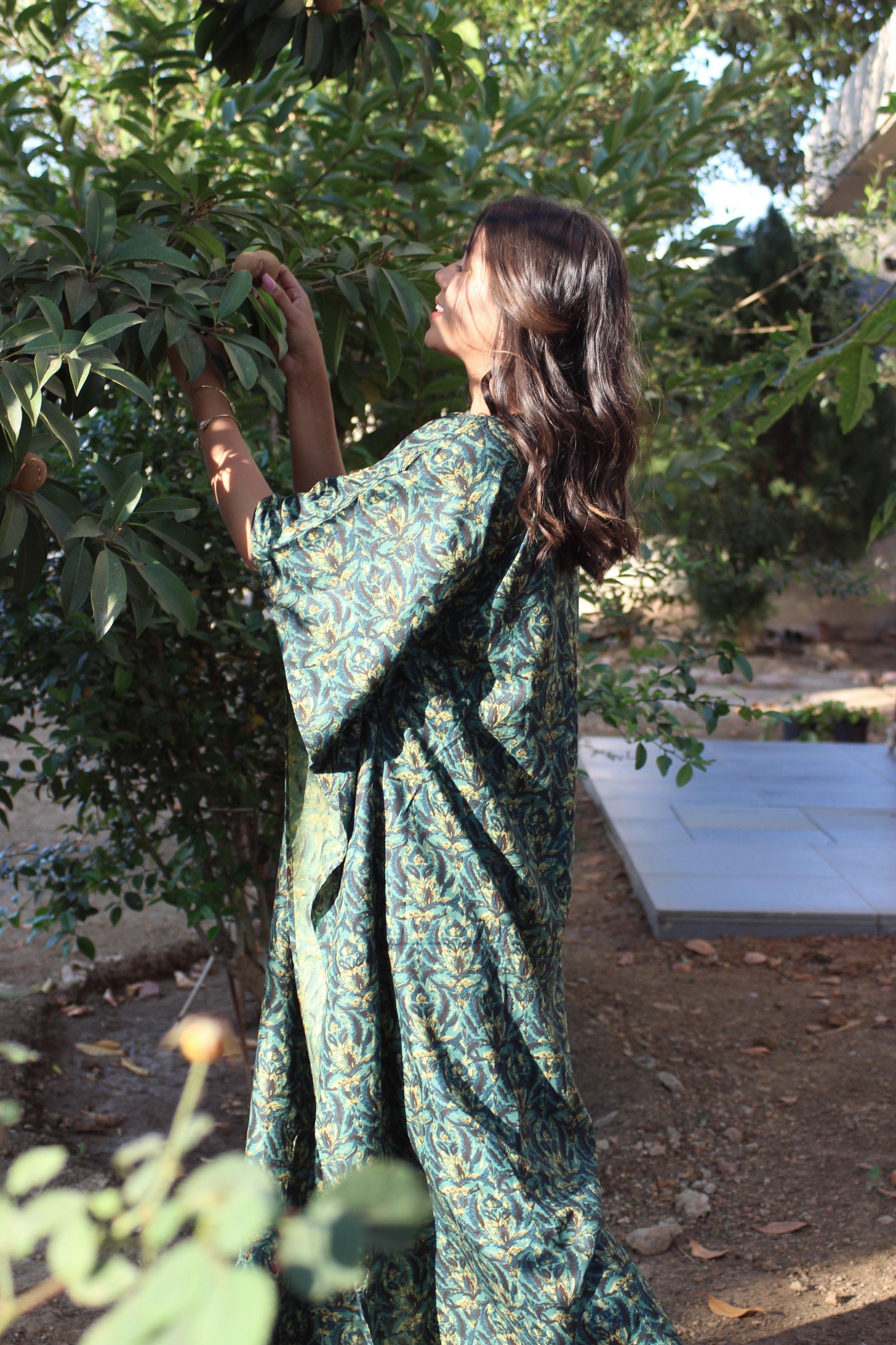 DOGMA LEAF KAFTAN House of Viraasi #sustainable-fashion# #slow-fashion# #freesizeclothes# #bodypositivity#