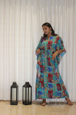 Load image into Gallery viewer, BLUE BOO KAFTAN House of Viraasi #sustainable-fashion# #slow-fashion# #freesizeclothes# #bodypositivity#
