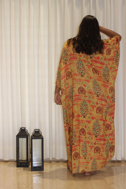 FARAH KAFTAN House of Viraasi #sustainable-fashion# #slow-fashion# #freesizeclothes# #bodypositivity#