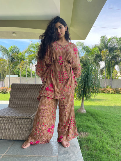 ZOYA KAFSUIT - House of Viraasi