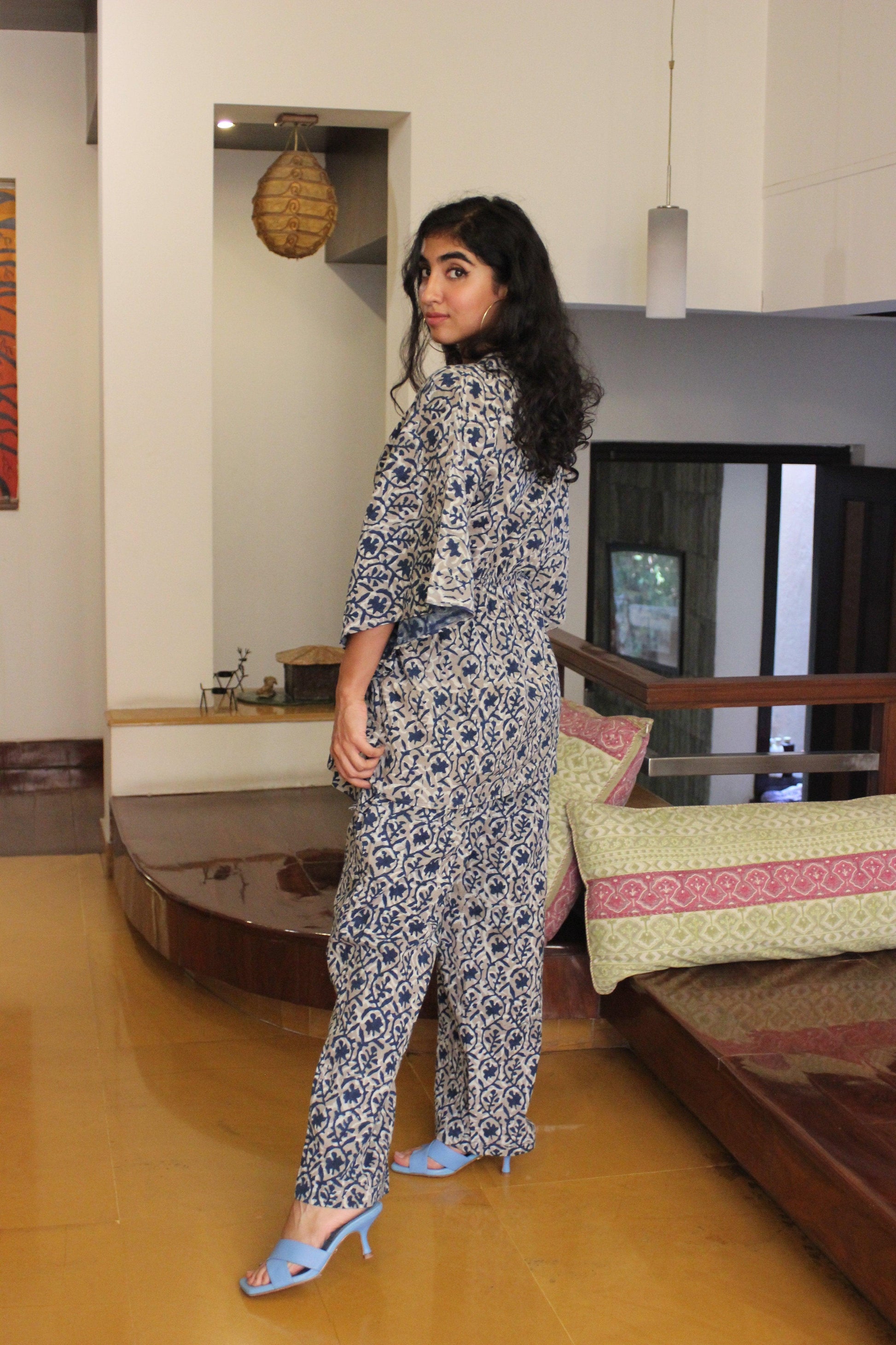 INDIGOSPACE KAFSUIT House of Viraasi #sustainable-fashion# #slow-fashion# #freesizeclothes# #bodypositivity#