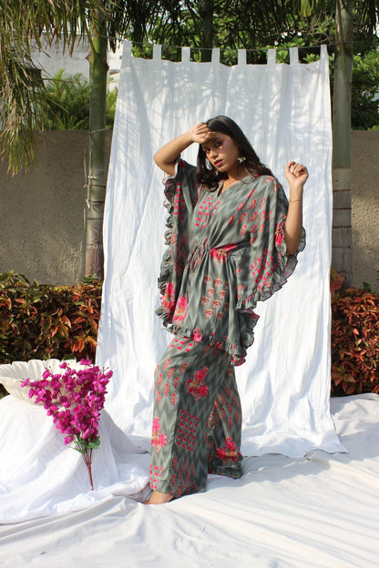 WILD FLOWER KAFSUIT House of Viraasi #sustainable-fashion# #slow-fashion# #freesizeclothes# #bodypositivity#